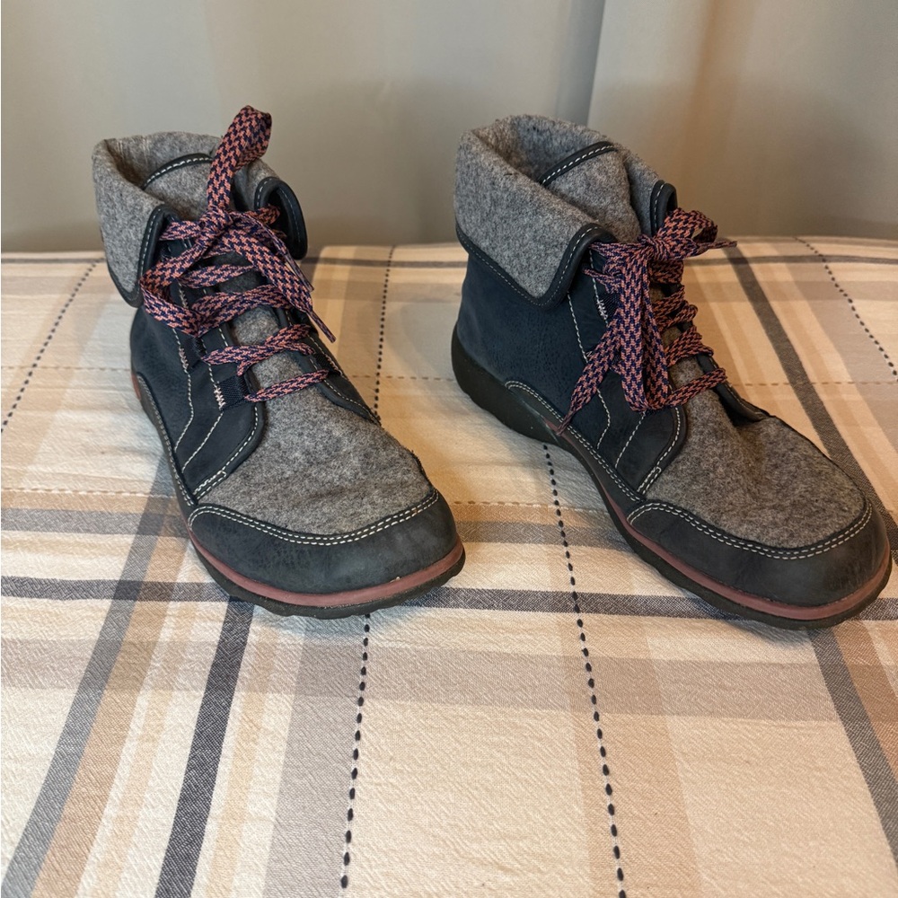 Stylish Burberry Grey Blue Pink Boots